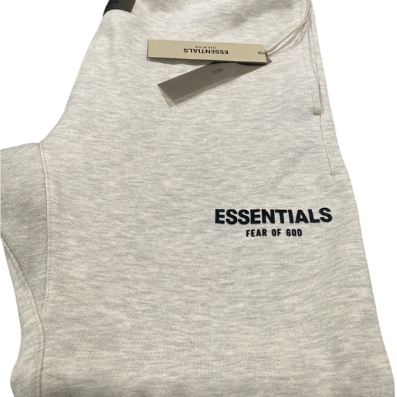 Essentials Fear of God - Picture 5 of 7